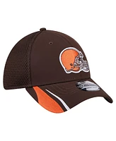New Era Men's Brown Cleveland Browns Game Day Linear 39THIRTY Flex Hat