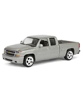 2006 Chevy Silverado Extended Cab Truck Silver 1/64 Diecast Auto World