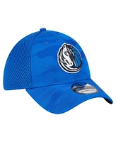 New Era Men's Blue Dallas Mavericks Subtle Camo 39THIRTY Flex Hat