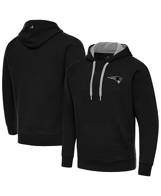 Antigua Men's Black New England Patriots Brushed Carbon Victory Pullover Hoodie