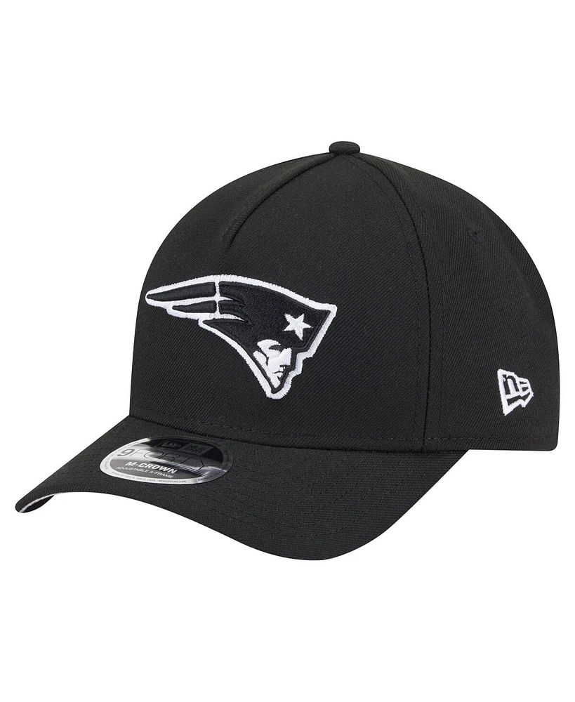 New Era Men's Black New England Patriots Team Collection 9FORTY M-Crown A-Frame Adjustable Hat