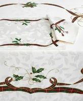 Lenox Set of 4 Holiday Nouveau Napkins