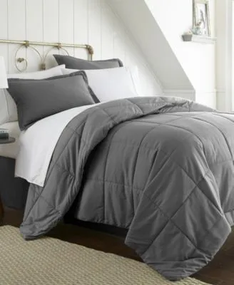 A Beautiful Bedroom 8 Pc Lightweight Bed In A Bag Set By The Home Collection