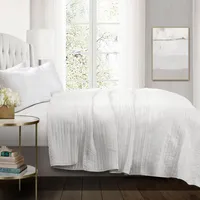 Pom Pom Stripe 3-Piece Full/Queen White Quilt Set