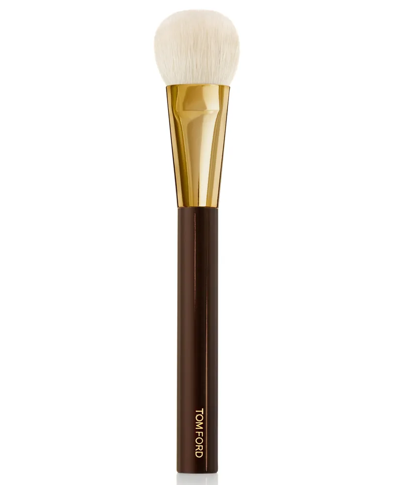 Tom Ford Cream Foundation Brush 02