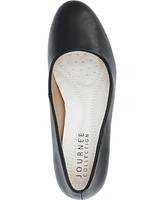 Journee Collection Women's Luu Round Toe Pumps