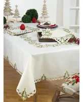 Saro Lifestyle Christmas Trees Holiday Table Runner, 16" x 68"