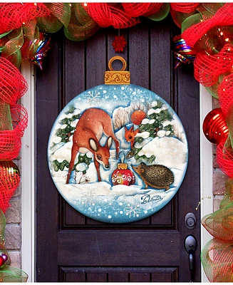 Designocracy Forest Friends Christmas Door Hanger