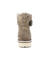 Cliffs by White Mountain Women's Kelsie Lace-Up Booties