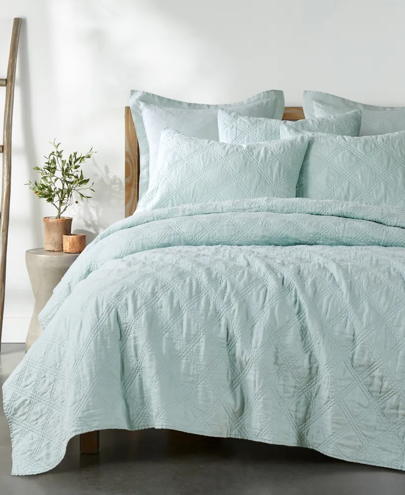 Levtex Washed Linen Relaxed Textured Quilt, Twin