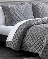 Vera Wang Diamond Velvet 3 Piece Quilt Set
