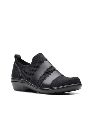 Clarks Women's Collection Sashlyn Edge Slip-on Shoe