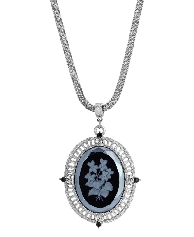 2028 Women's Floral Pendant Necklace