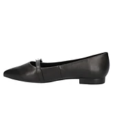 Bella Vita Women's Evanna Flats