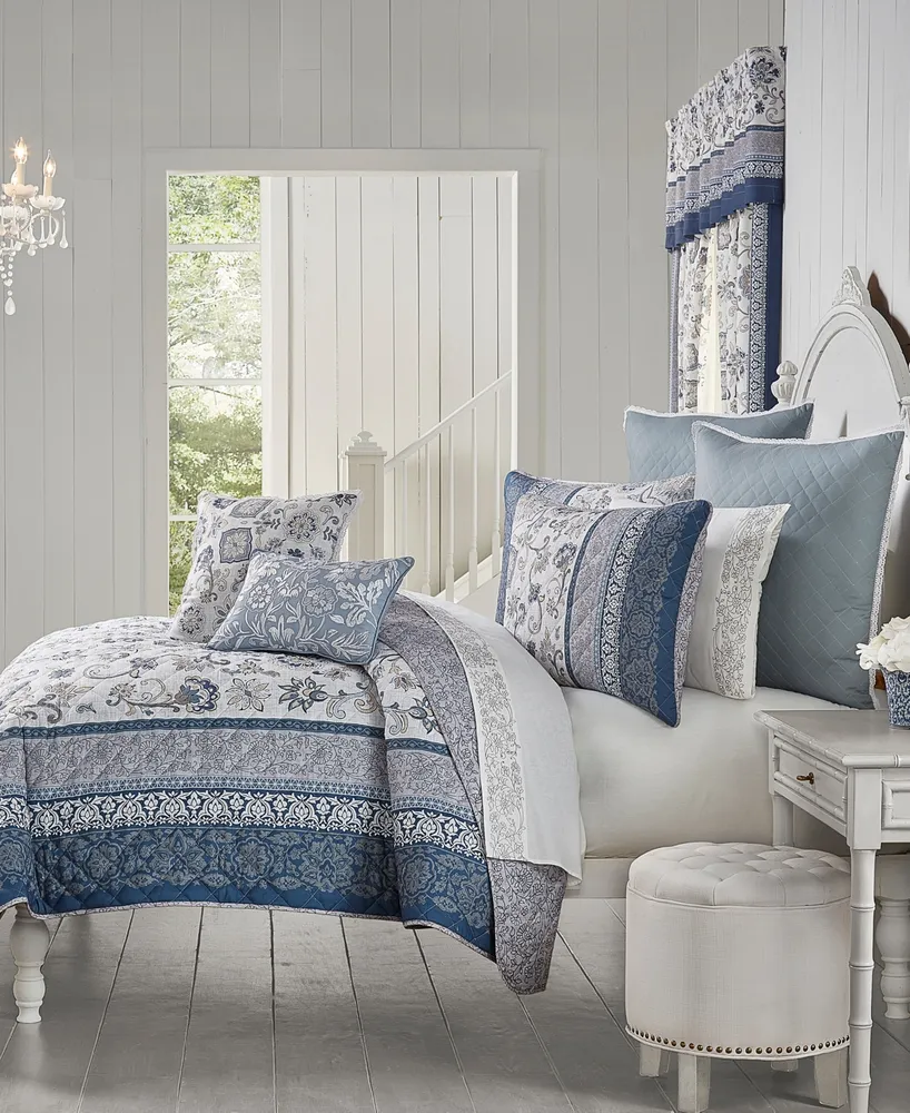 Closeout! Royal Court Chelsea -Pc. Quilt Set