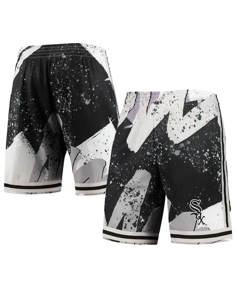 New York Yankees Mitchell & Ness Hyper Hoops Shorts - Black