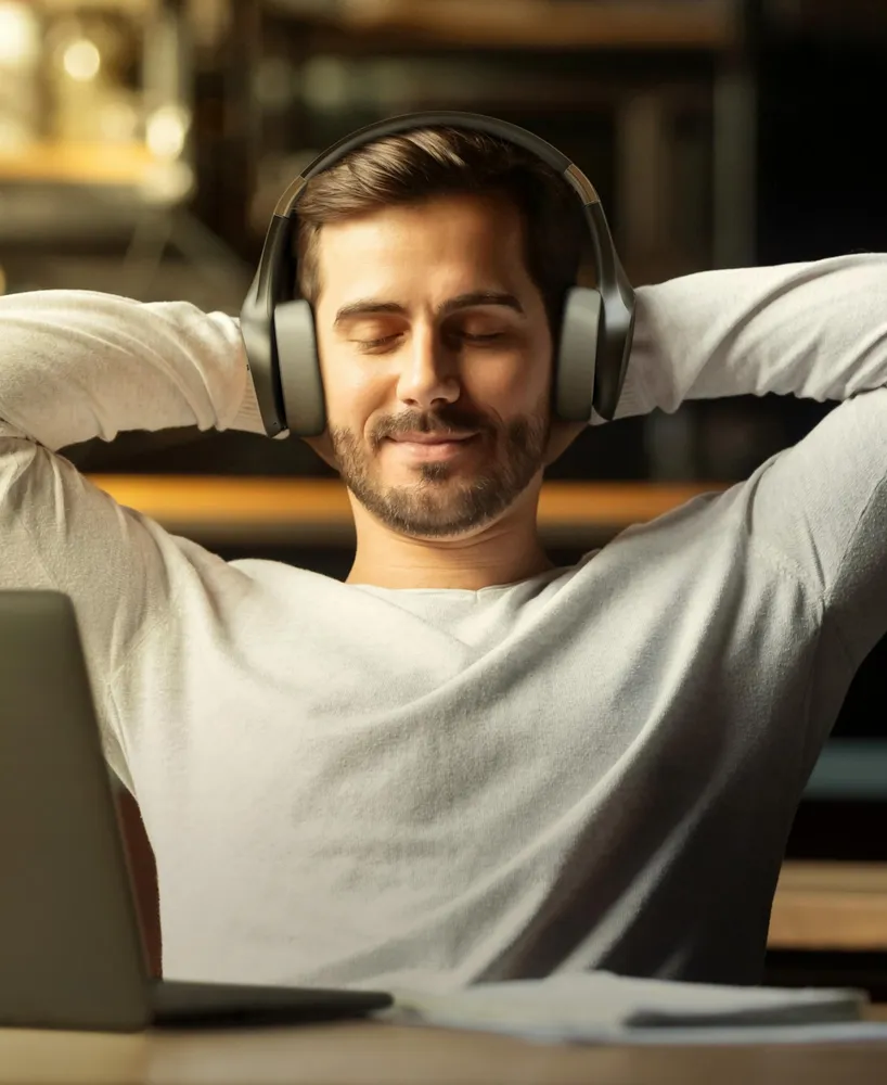 Motorola Moto XT500+ Wireless Over Ear Headphones