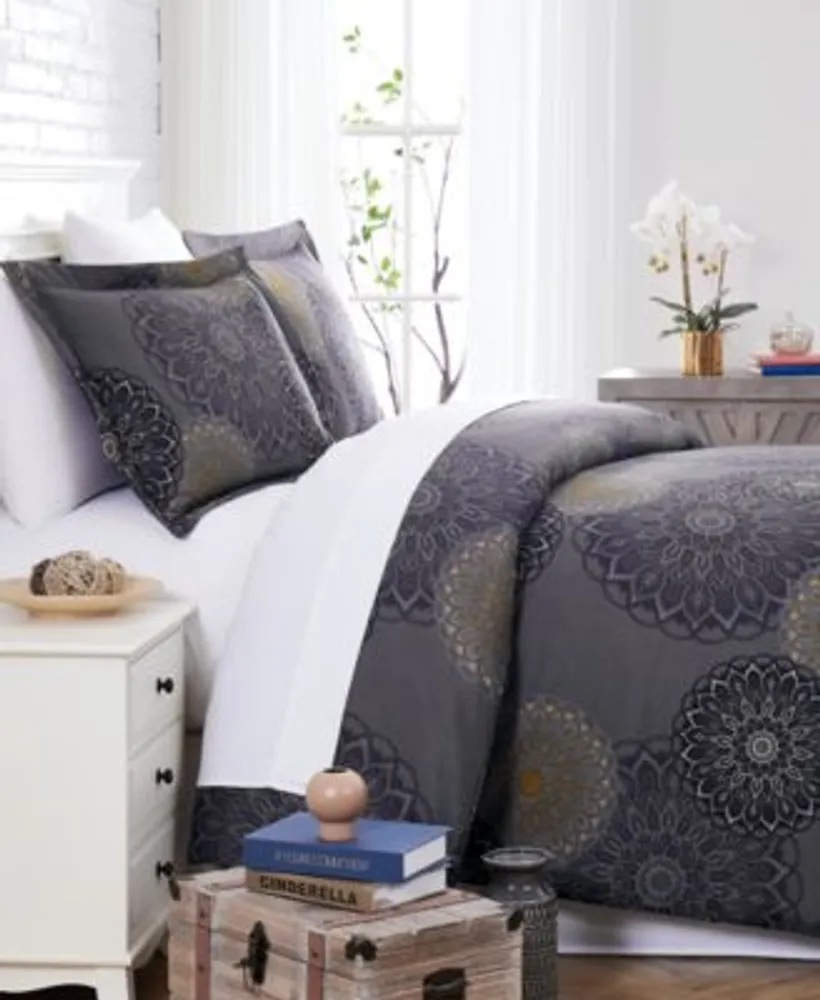 Midnight Floral Down Alternative 3 Piece Comforter Sham Set