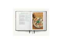 Pizza: The Ultimate Cookbook Featuring More Than 300 Recipes (Italian Cooking, Neapolitan Pizzas, Gifts for Foodies, Cookbook, History of Pizza) by Ba