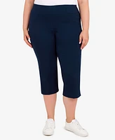 Plus Essentials Solid Pull-On Capri Pants with Detailed Split Hem