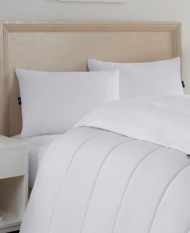 Serta Simply Clean Down Alternative Comforter