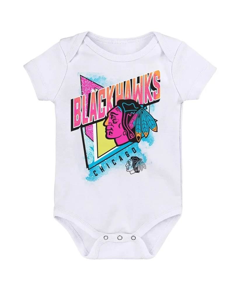 Newborn and Infant Boys Girls White Chicago Blackhawks Full Throttle Bodysuit