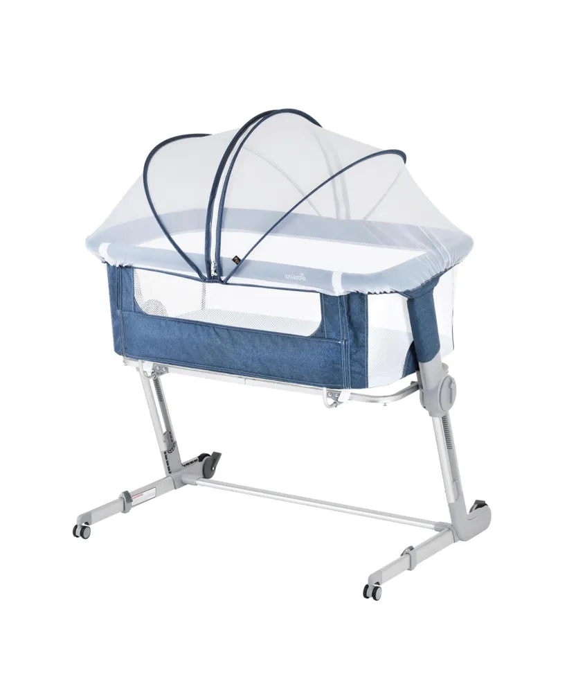 Badger Basket Portable Bassinet 'n Cradle With Toybox Base Blue