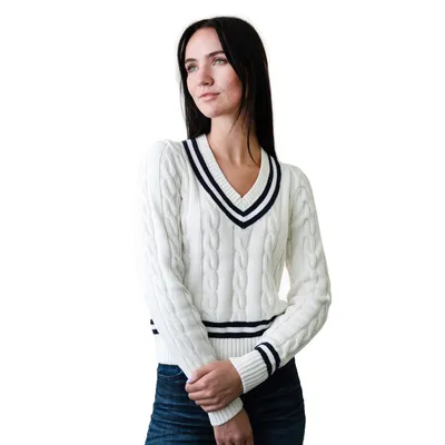 Hope & Henry Women's Organic Cotton V-Neck Cricket Sweater
