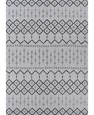 Couristan Afuera Histone 2' x 3'7" Area Rug