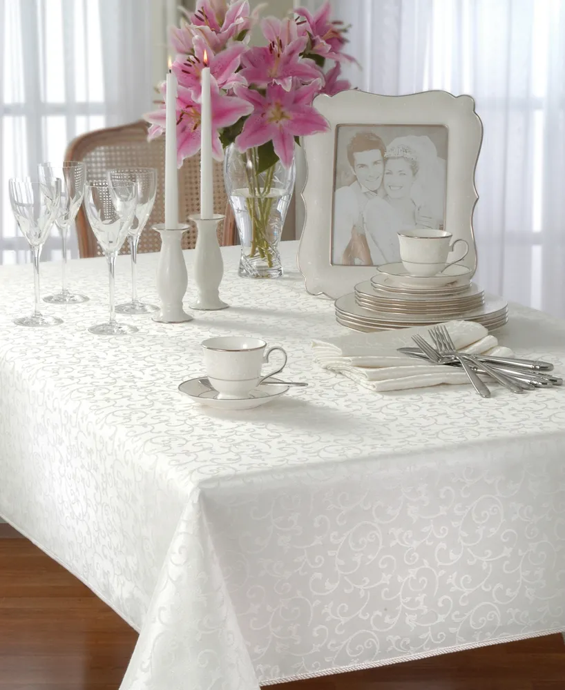 Lenox Opal Innocence Round Tablecloth, 90" x 90"