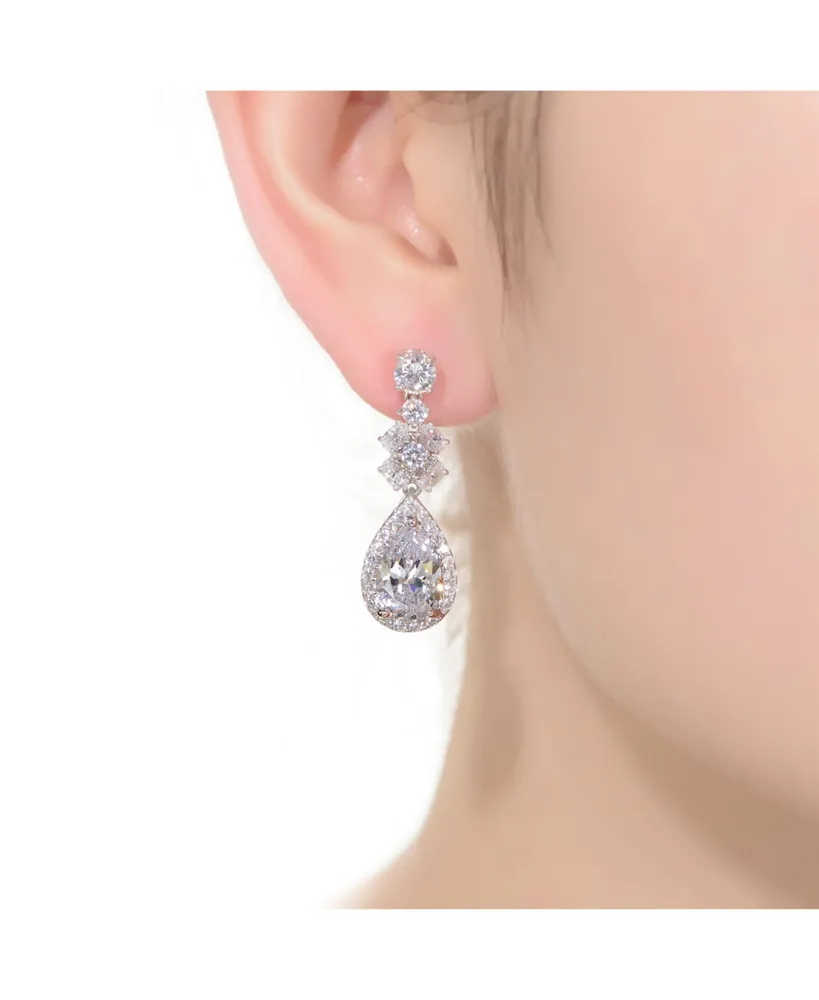 Genevive Elegant Sterling Silver White Gold-Plated Clear Cubic Zirconia Drop Earrings