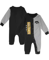 Infant Boys and Girls Black, Heather Gray Iowa Hawkeyes Halftime Two-Tone Sleeper