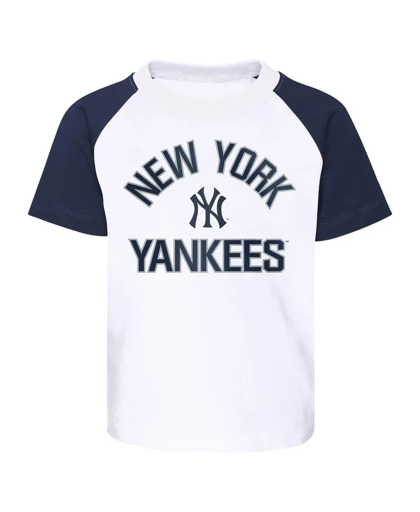 Infant Boys and Girls White and Heather Gray New York Yankees Ground Out Baller Raglan T-shirt and Shorts Set