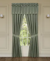 J Queen New York Soprano Window Straight Valance