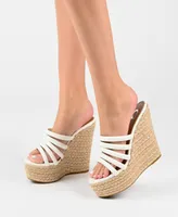Journee Collection Women's Cynthie Platform Wedge Sandals