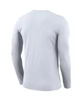 Men's Nike White Oregon Ducks Basketball Icon Legend Performance Long Sleeve T-shirt