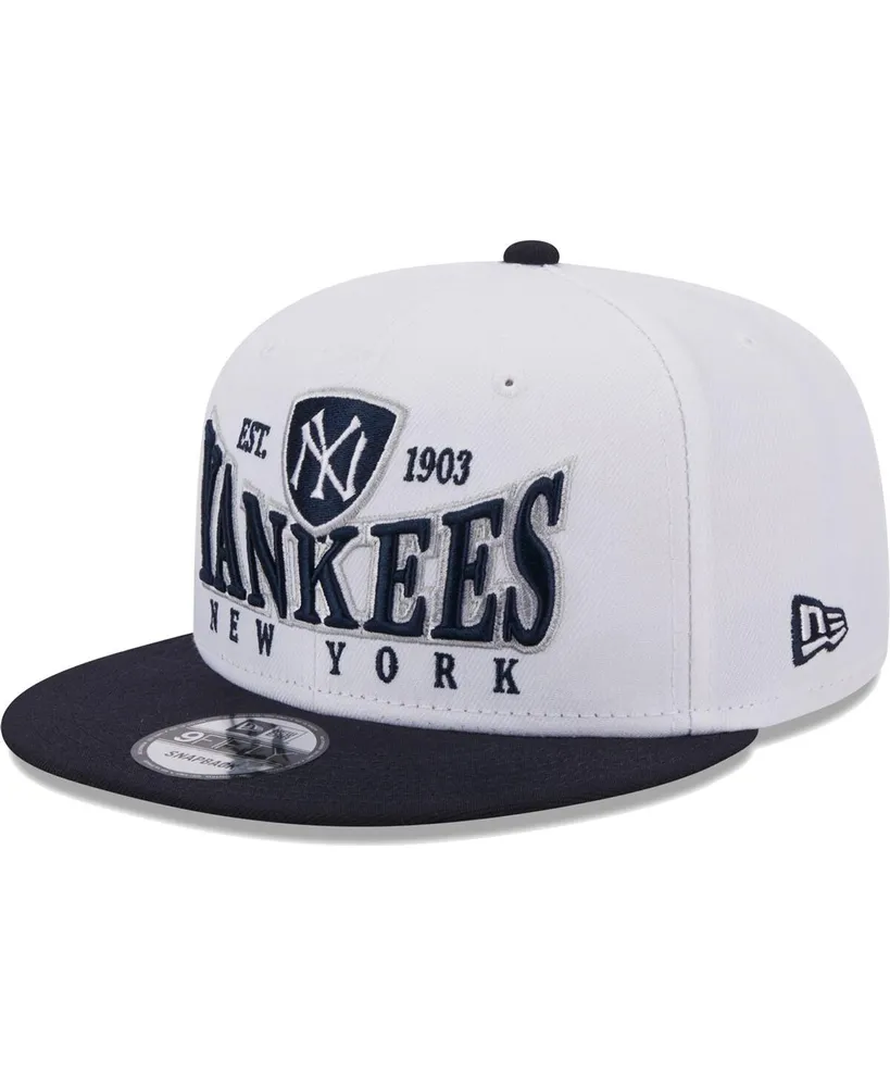 Men's New Era White and Navy New York Yankees Crest 9FIFTY Snapback Hat