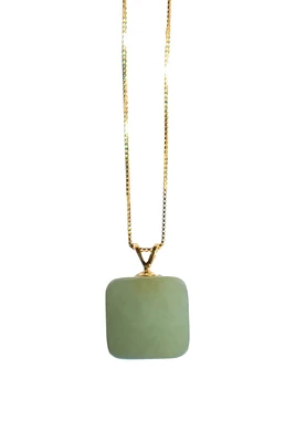 seree Sugar cube - Jade pendant necklace