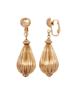 2028 Corrugated Teardrop Clip Earrings