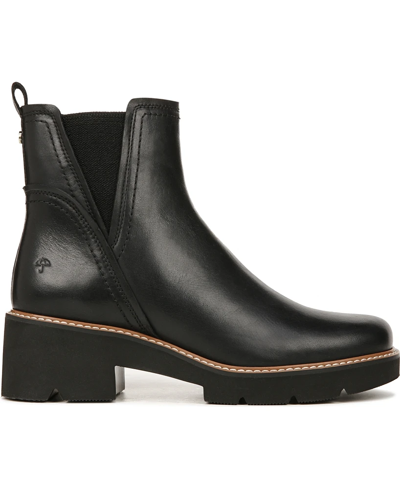 Naturalizer Darry-Bootie Lug Sole Chelsea Booties