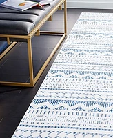 Safavieh Alamo ALM716 2'2" x 8' Runner Area Rug