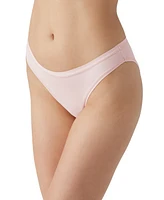 b.tempt'd by Wacoal Women's Future Foundation High-Leg Underwear 971289