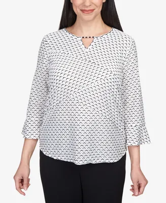 Alfred Dunner Petite Downtown Vibe Spliced Texture Flutter Sleeve Top