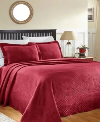 Superior Geometric Fret Textured Jacquard Matelasse All Season Bedspread Sets