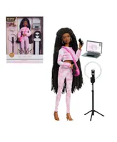 Naturalistas 11.5" Grace Fashion Doll and Accessories with 4B Textured Hair, Medium Brown Skin Tone, Deluxe Influencer Set