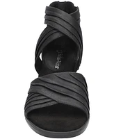 Bella Vita Women's Quinnell Block Heel Sandals