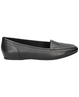 Easy Street Women's Thrill Perf Square Toe Flats