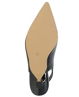 BCBGeneration Women's Kayla Kitten Heel Pump