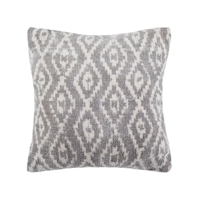 Safavieh Benzon 18" x 18" Pillow