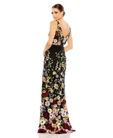 Women's Embroidered Tulle Sleeveless V Neck Gown